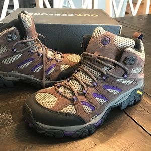 Merrell Women's Hiking Boots - NEW IN BOX